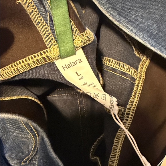 HALARA Dark Blue Flare Jeans - Picture 5 of 6